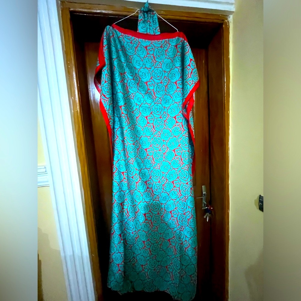 Beautiful  green dominent light gown